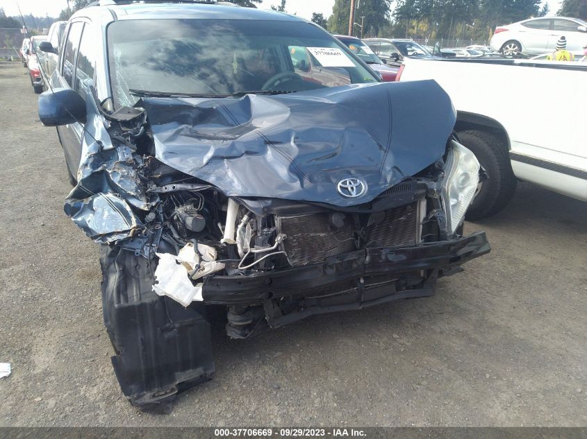 2014 TOYOTA SIENNA LE - 5TDKK3DC1ES432383