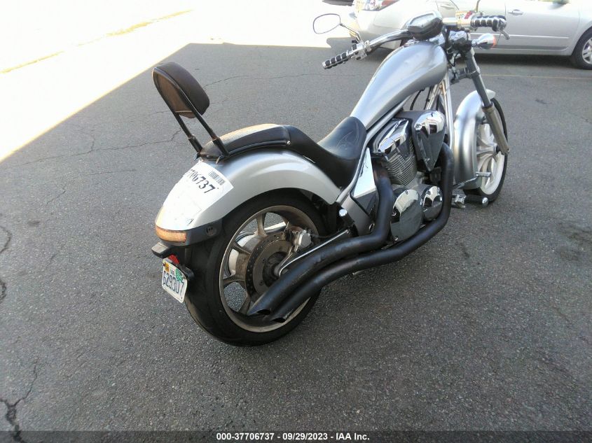 2010 HONDA VT1300 CX JH2SC6103AK001206