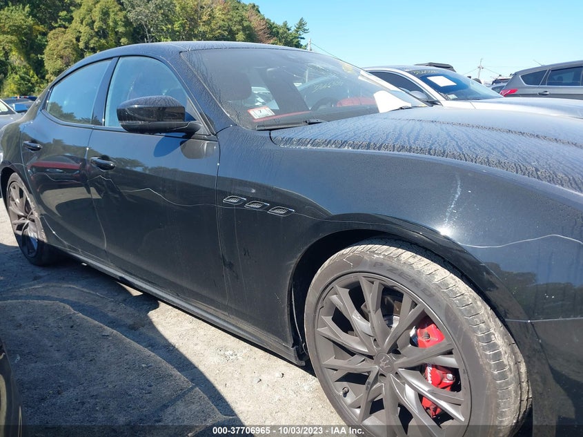 VIN ZAM57YTA2K1338206 2019 MASERATI GHIBLI S Q4