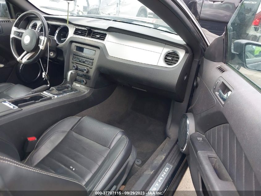 2013 FORD MUSTANG V6 - 1ZVBP8AM0D5214240