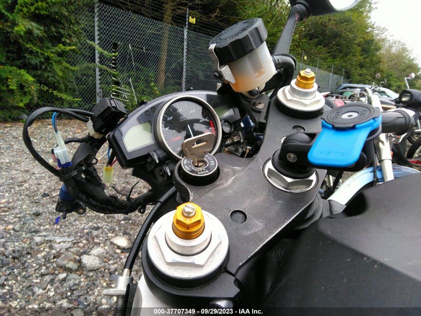 2012 YAMAHA YZFR6 JYARJ16EXCA025902