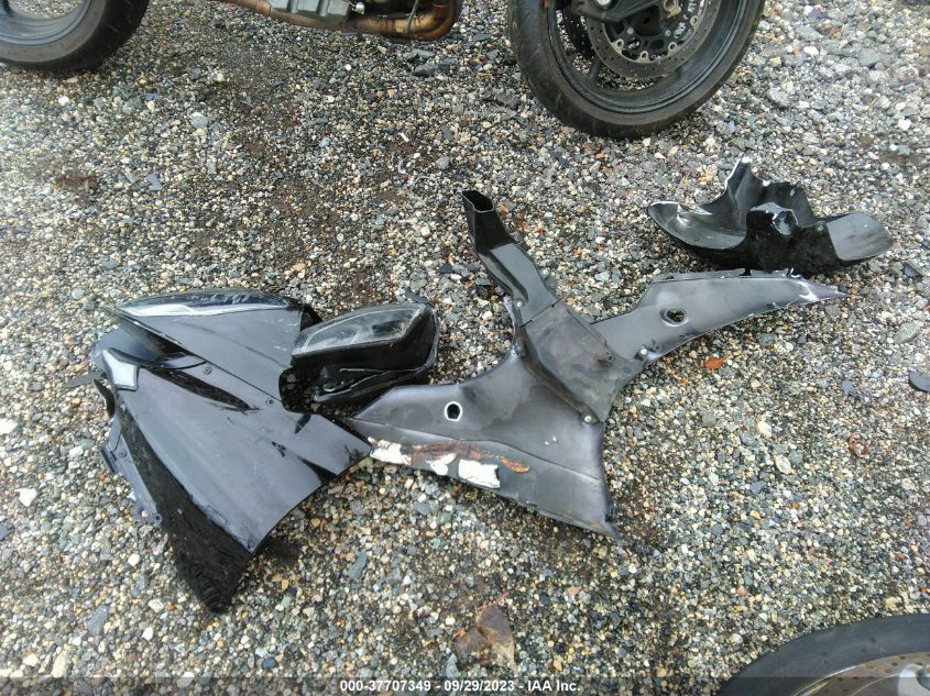 2012 YAMAHA YZFR6 JYARJ16EXCA025902