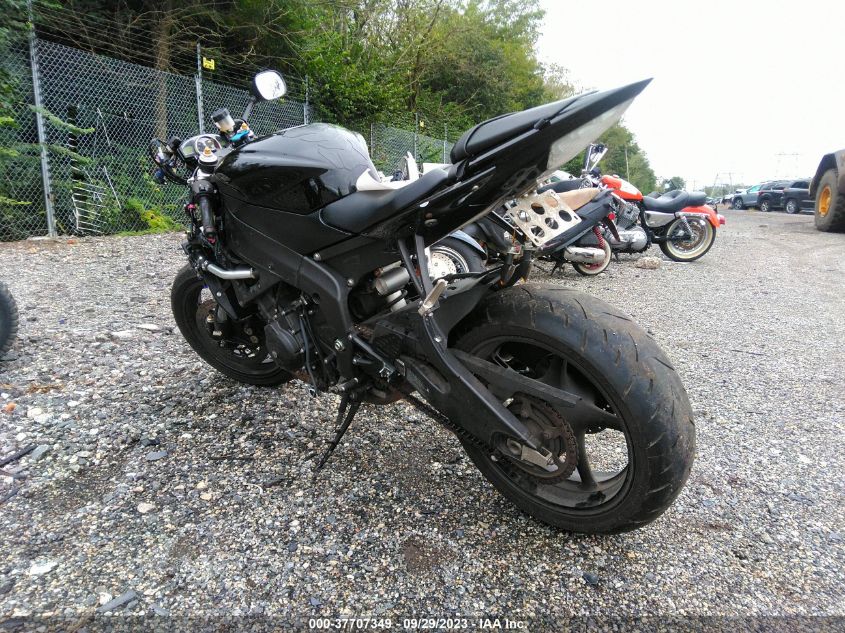 2012 YAMAHA YZFR6 JYARJ16EXCA025902