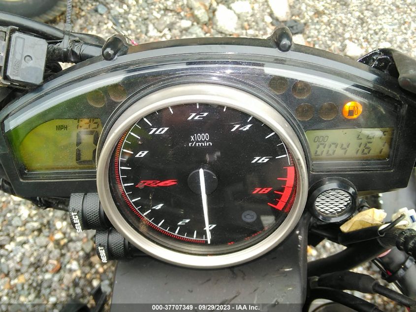 2012 YAMAHA YZFR6 JYARJ16EXCA025902