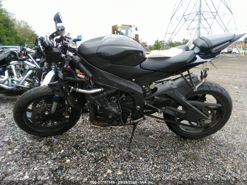 2012 YAMAHA YZFR6 JYARJ16EXCA025902