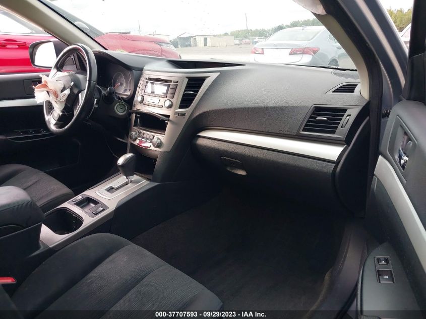 2013 SUBARU LEGACY 2.5I PREMIUM - 4S3BMCC67D3045763