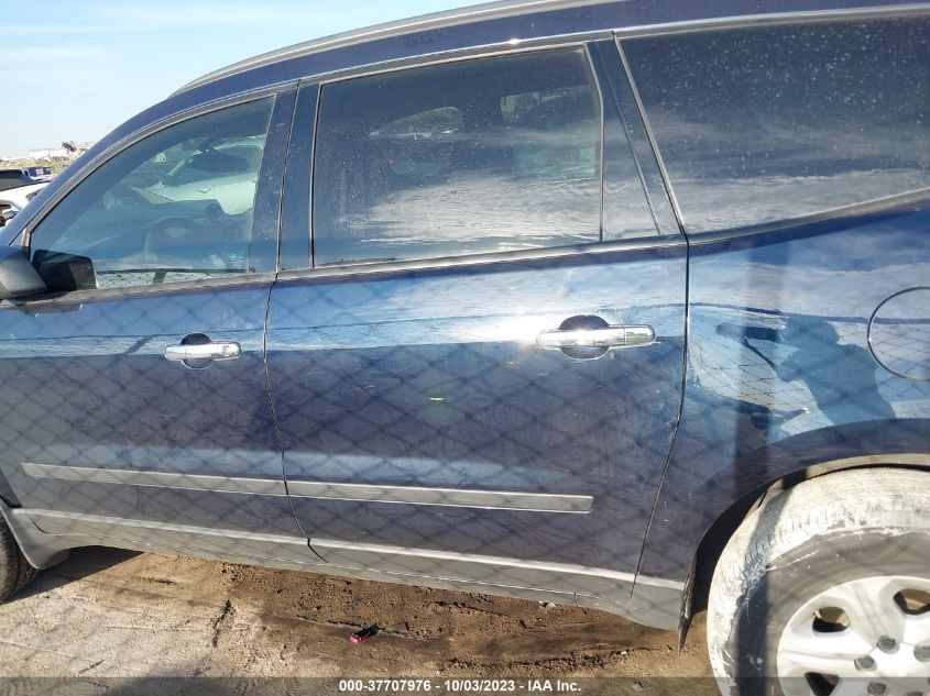 2017 CHEVROLET TRAVERSE LS - 1GNKRFKD5HJT12121