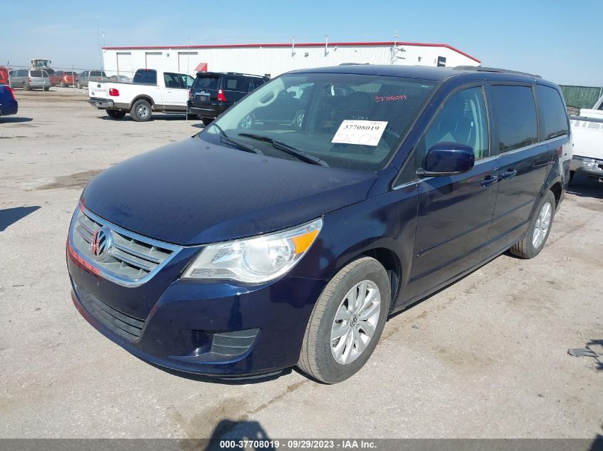 2013 VOLKSWAGEN ROUTAN SE W/RSE & NAVIGATION 2C4RVABG3DR725385