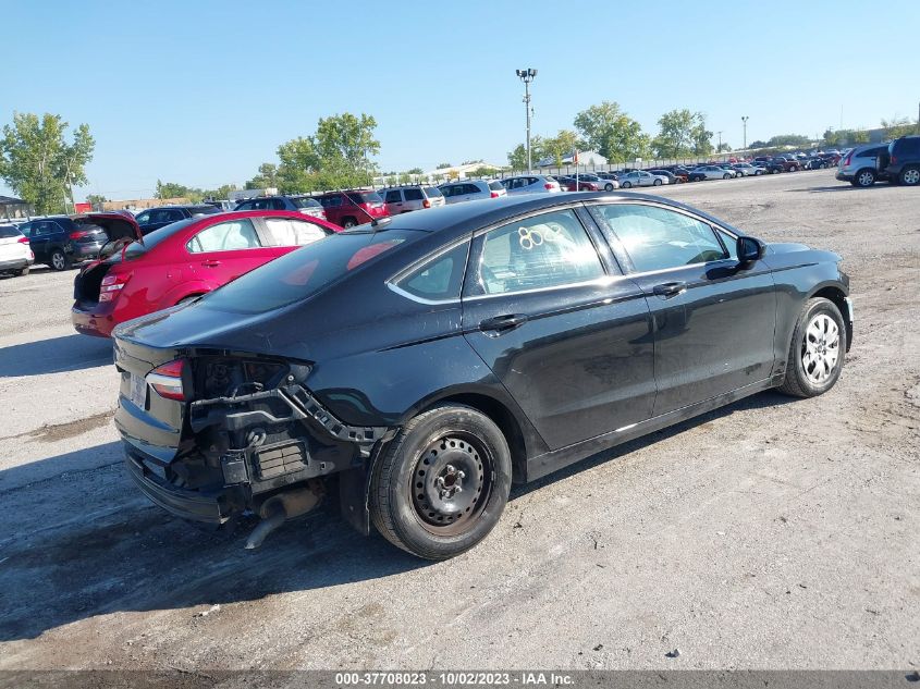 3FA6P0G73KR164215 Ford Fusion S 4