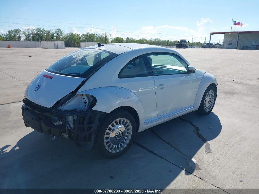 2014 VOLKSWAGEN BEETLE COUPE 1.8T 3VWJ07AT9EM657418