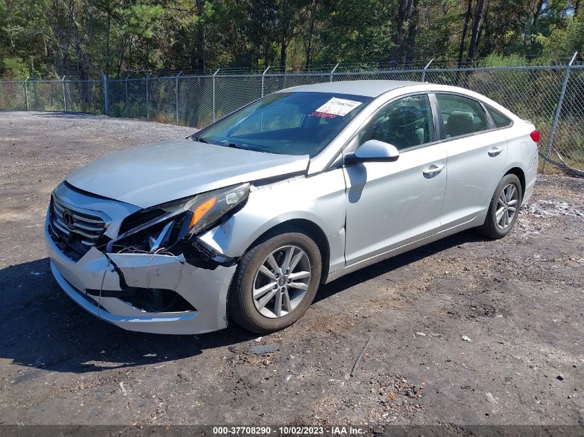 2015 HYUNDAI SONATA 2.4L SE - 5NPE24AF5FH215489