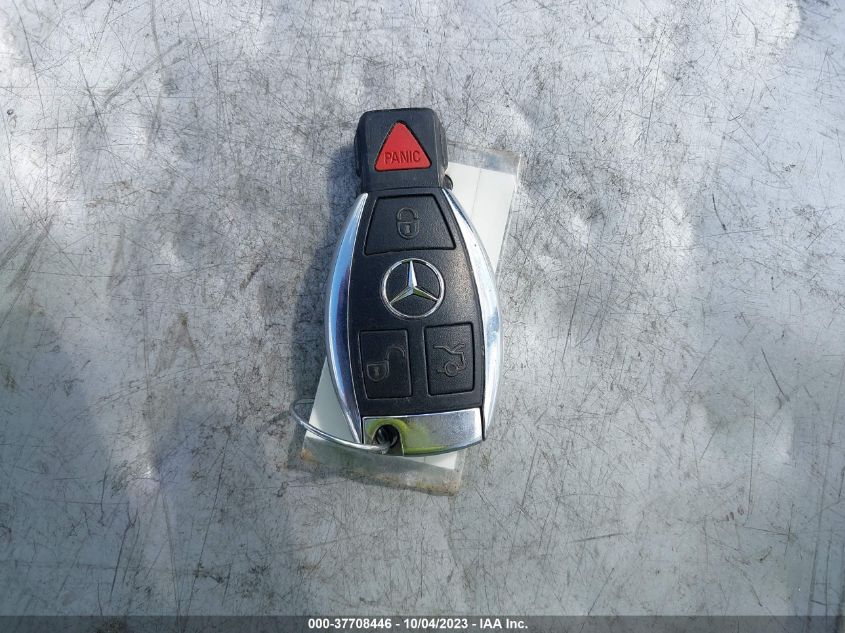 2014 MERCEDES-BENZ C 300 SPORT 4MATIC/LUXURY 4MATIC - WDDGF8ABXEG227051