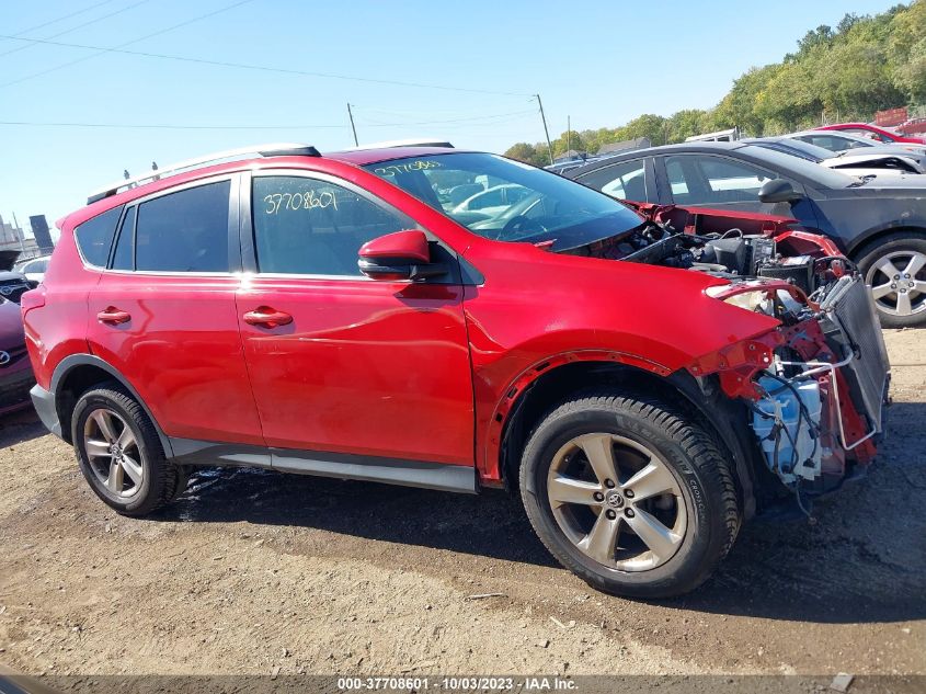 2015 TOYOTA RAV4 XLE - JTMRFREV4FD136437