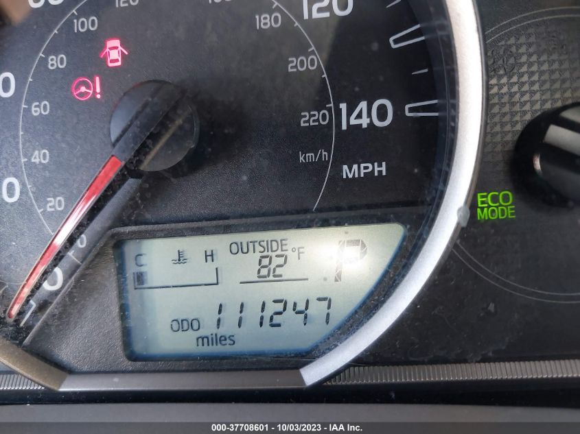 2015 TOYOTA RAV4 XLE - JTMRFREV4FD136437