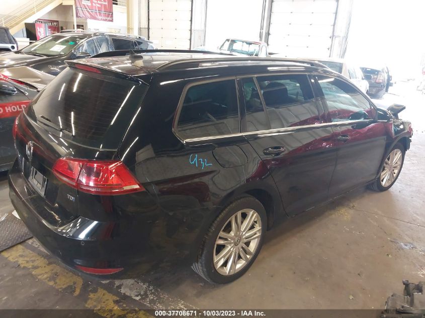 2015 VOLKSWAGEN GOLF SPORTWAGEN TDI SE 4-DOOR - 3VWCA7AU1FM504807