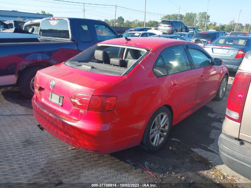 2014 VOLKSWAGEN JETTA SEDAN SE - 3VWD17AJ0EM416582