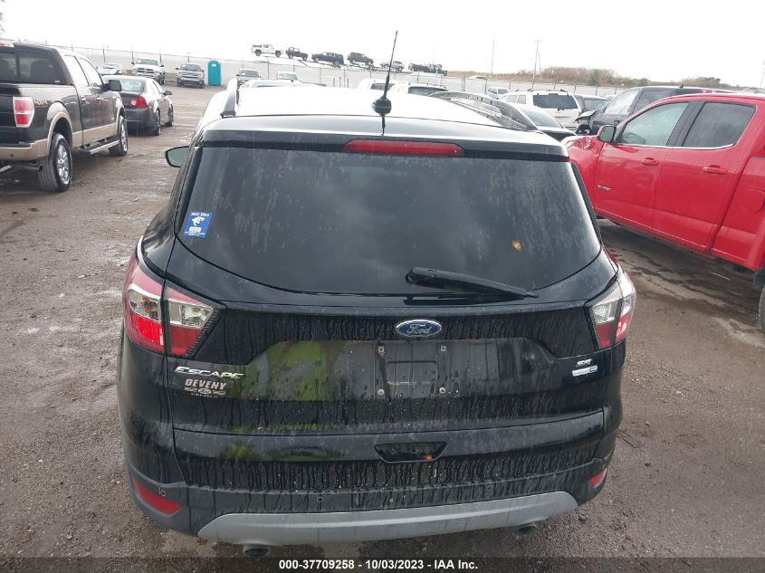 2017 FORD ESCAPE SE - 1FMCU9GD2HUC23946