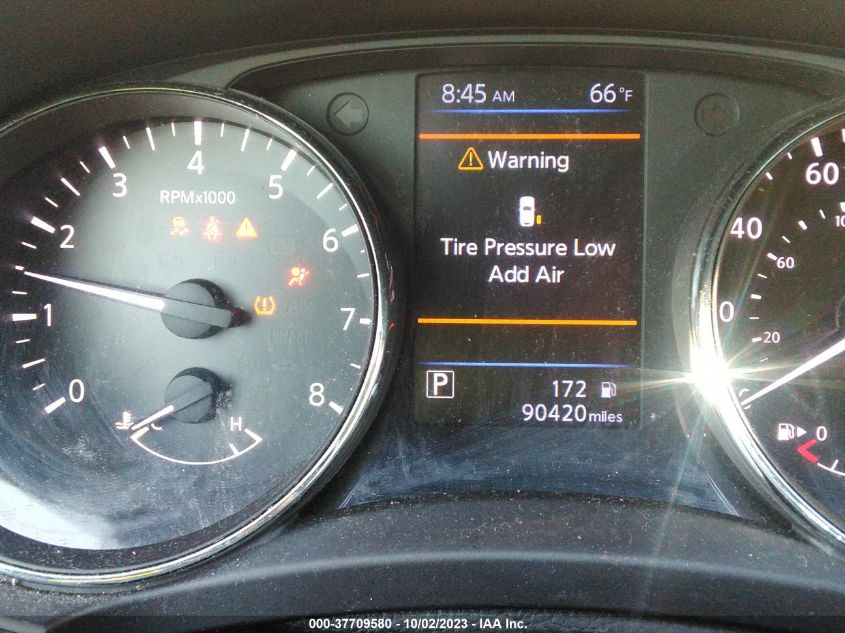 2018 NISSAN ROGUE SV/SL - 5N1AT2MV0JC727907