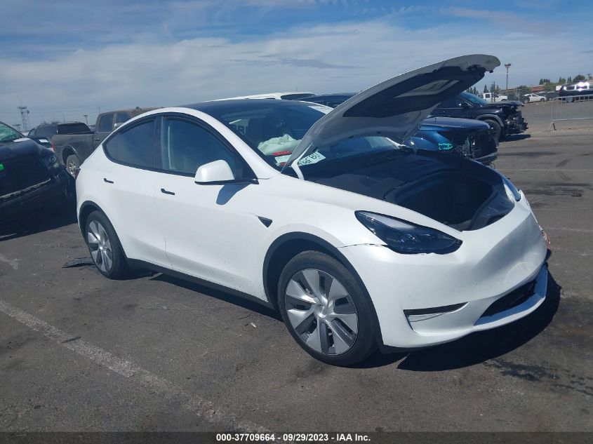 7SAYGAEE3PF868100 Tesla Model Y  