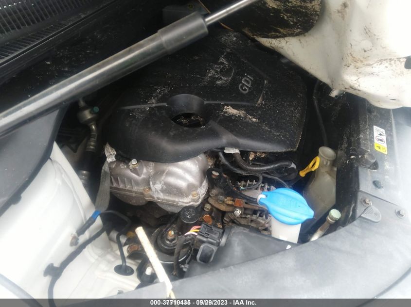 2016 KIA SOUL BASE - KNDJN2A24G7300384