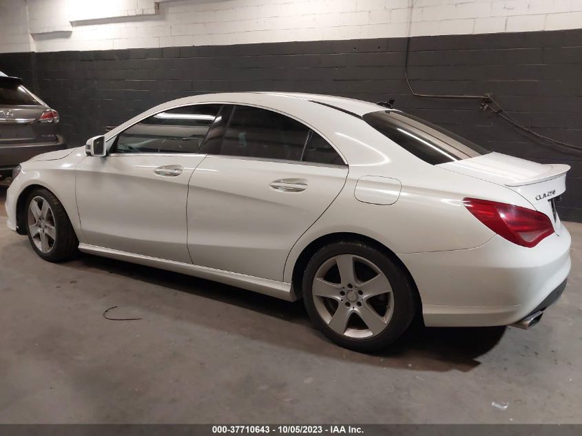 2015 MERCEDES-BENZ CLA 250 - WDDSJ4GB2FN172195