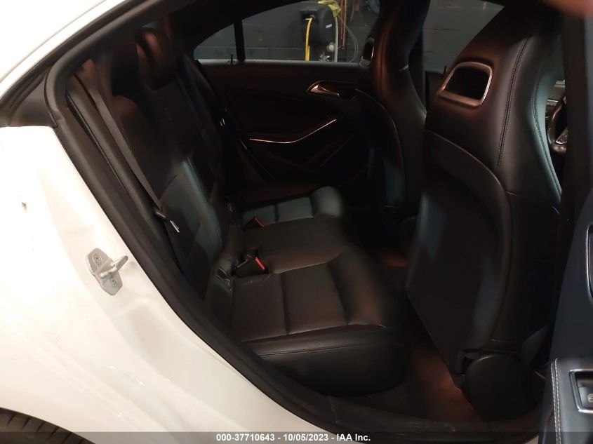 2015 MERCEDES-BENZ CLA 250 - WDDSJ4GB2FN172195