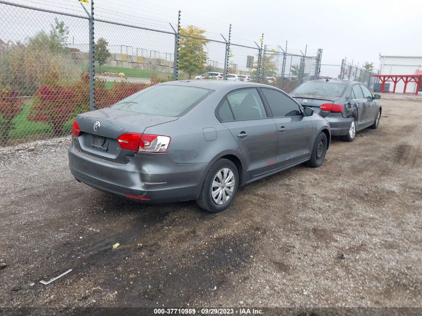 2014 VOLKSWAGEN JETTA SEDAN S - 3VW2K7AJXEM357822