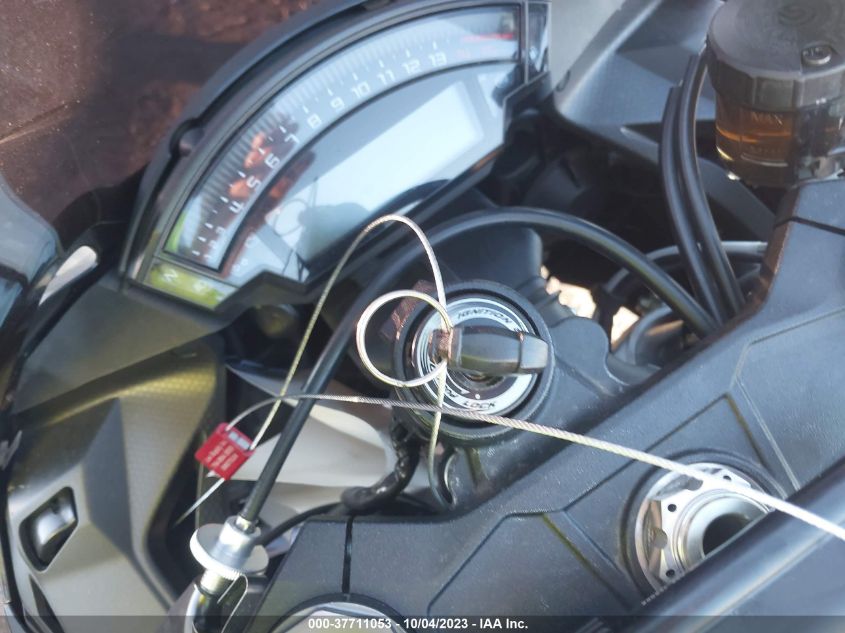2020 KAWASAKI ZX1002 JKBZXVE12LA004024