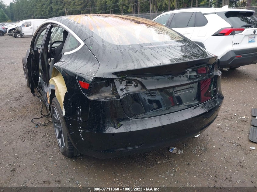 VIN 5YJ3E1EB0JF178833 2018 TESLA MODEL 3 LONG RANGE