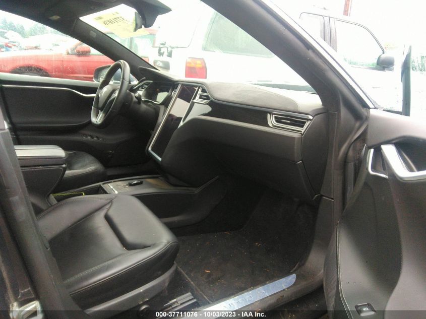 2016 TESLA MODEL S - 5YJSA1E27GF173502