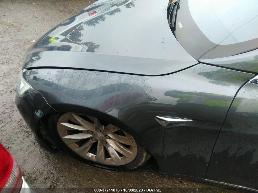 2016 TESLA MODEL S - 5YJSA1E27GF173502