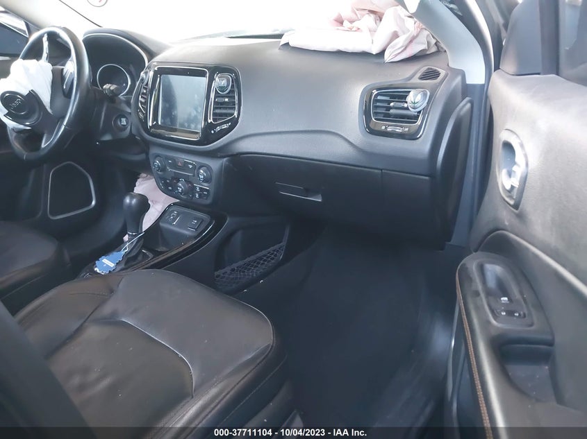 VIN 3C4NJCCB1LT170960 2020 JEEP COMPASS LIMITED
