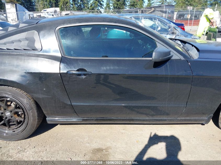 2014 FORD MUSTANG V6 - 1ZVBP8AM7E5277921