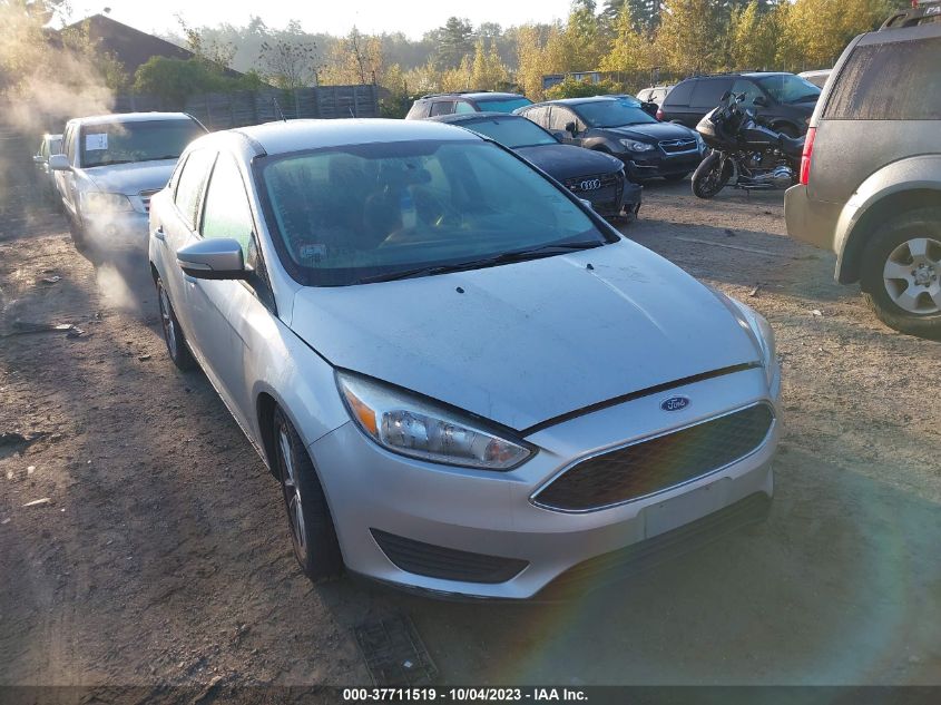 2016 FORD FOCUS SE - 1FADP3F22GL381081