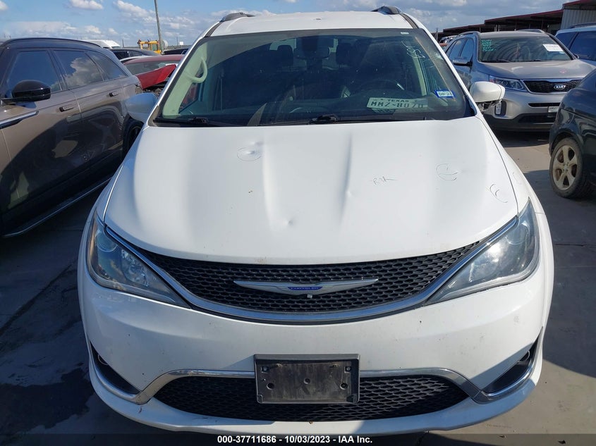 VIN 2C4RC1BG7LR106938 2020 CHRYSLER PACIFICA TOURING L