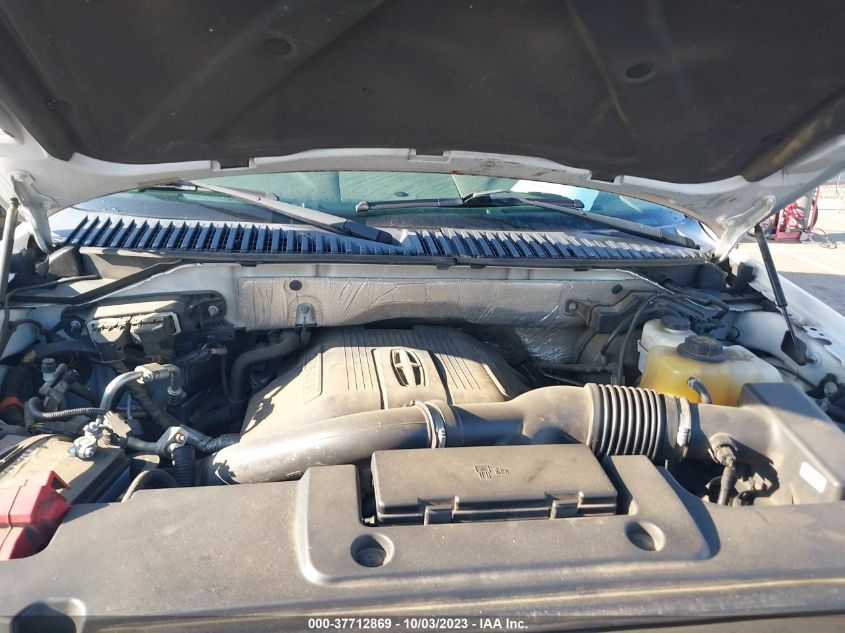 2015 LINCOLN NAVIGATOR L 5LMJJ3JT9FEJ02672
