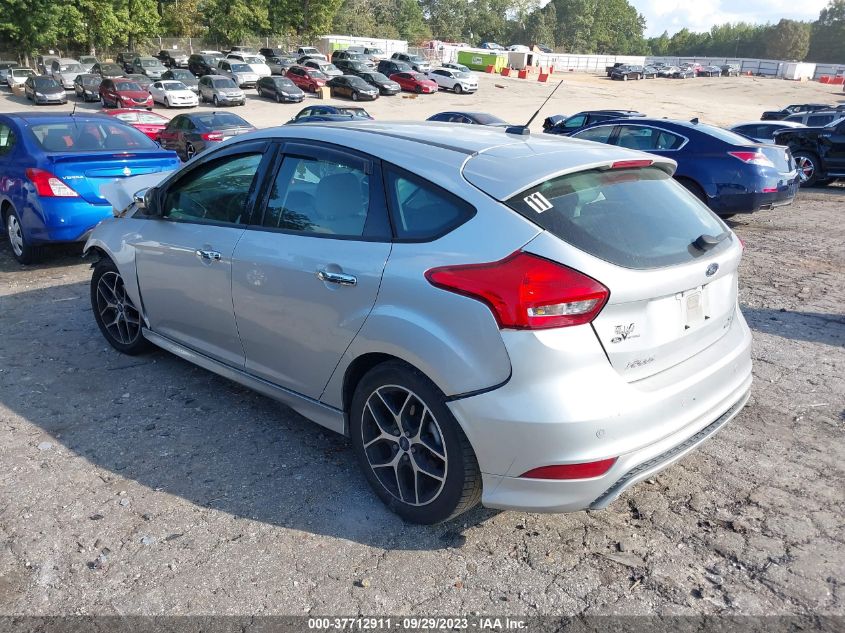 2015 FORD FOCUS SE - 1FADP3K29FL208825