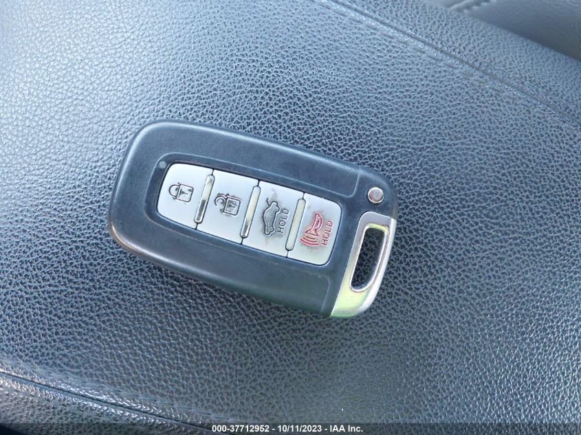 2015 HYUNDAI SONATA HYBRID LIMITED - KMHEC4A44FA122476