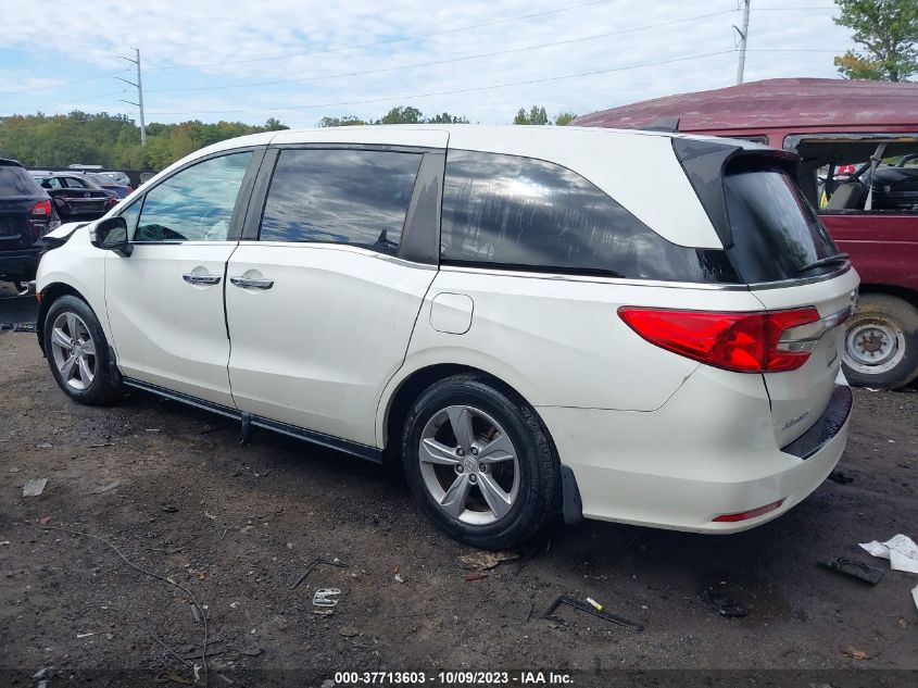 5FNRL6H79JB108297 2018 HONDA ODYSSEY, photo no. 3