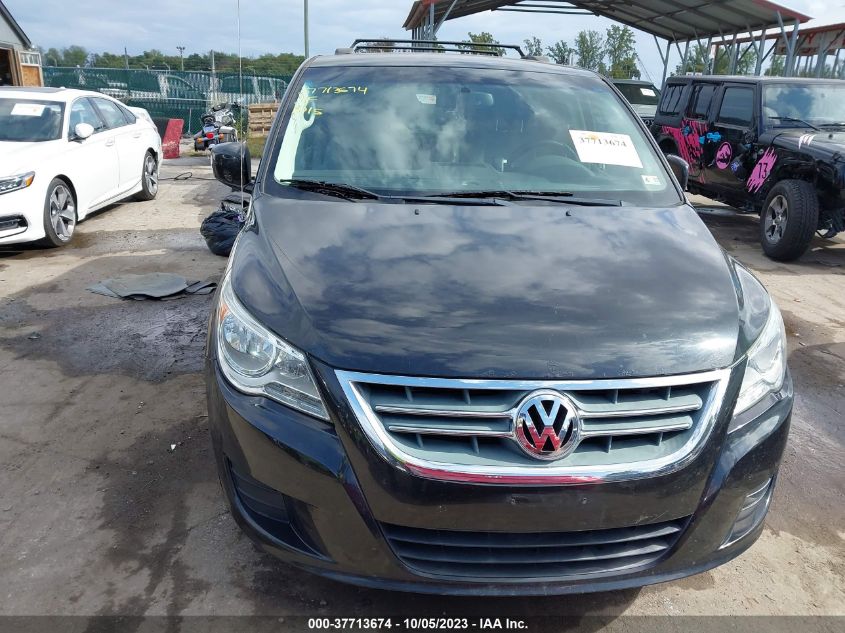 2013 VOLKSWAGEN ROUTAN SE W/RSE & NAVIGATION 2C4RVABG8DR724846