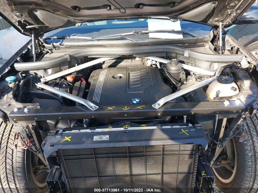VIN 5UXCR6C55KLL34361 2019 BMW X5 XDRIVE40I