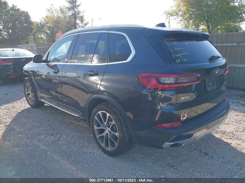 VIN 5UXCR6C55KLL34361 2019 BMW X5 XDRIVE40I