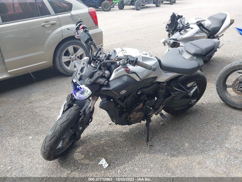 2017 YAMAHA FZ07 C JYARM06YXHA003823