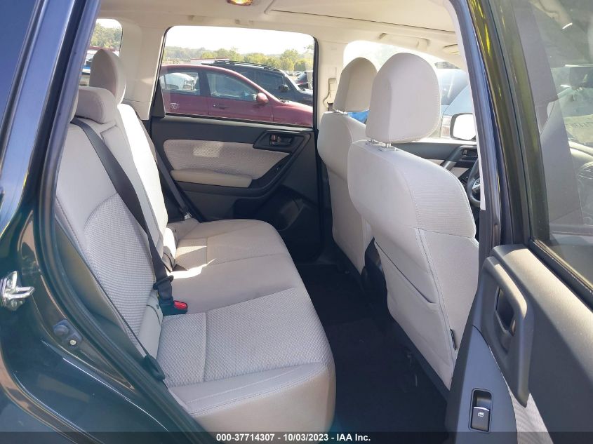 VIN JF2SJAGC2HH520078 2017 SUBARU FORESTER 2.5I PREMIUM