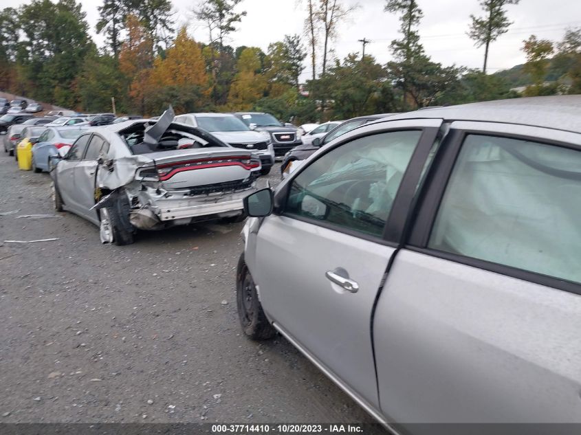 2019 NISSAN VERSA 1.6 SV - 3N1CN7AP3KL864925