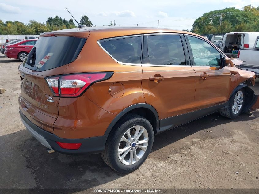 2017 FORD ESCAPE SE - 1FMCU0GD2HUD52331