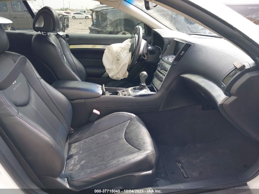 2014 INFINITI Q60 CONVERTIBLE JN1CV6FE8EM901222