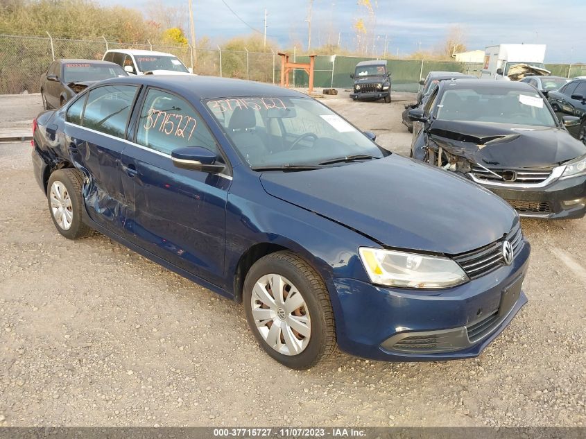 2013 VOLKSWAGEN JETTA SEDAN SE - 3VWDP7AJ4DM408952