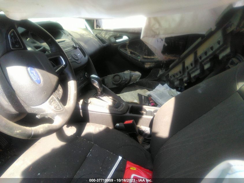 2016 FORD FOCUS SE - 1FADP3F23GL263198