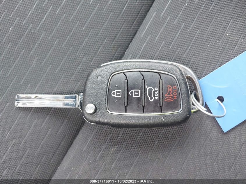 2019 HYUNDAI TUCSON SE - KM8J2CA46KU914309